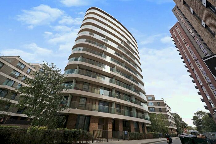 3 Bedroom Flat To Rent In North End Road, Wembley, HA9