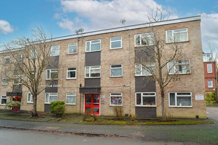 2 Bedroom Flat For Sale In Victoria Flats, Albert Road, Stoneygate, Leicester, LE2