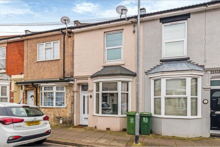 3 Bedroom Terraced House For Sale In Strode Road, Portsmouth, Hampshire, PO2
