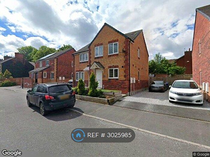 2 Bedroom Semi-Detached House To Rent In St Peters Drive, Doncaster, DN6