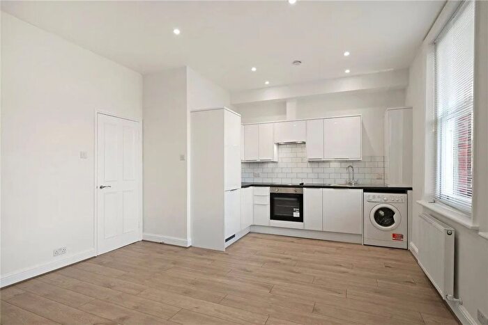 1 Bedroom Flat To Rent In High Street, Harlesden, London, NW10