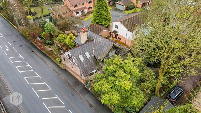 3 Bedroom Semi Detached House For Sale In Belmont Road, Bolton, BL1