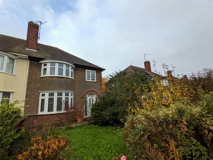 4 Bedroom Semi-Detached House To Rent In St Edmunds Road, Sleaford, NG34