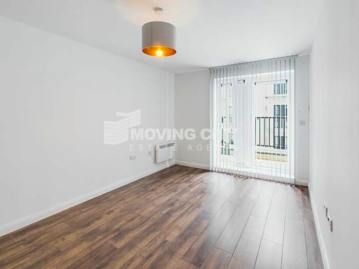 1 Bedroom Flat To Rent In Grand Union House, Stoke Road, Slough, SL2