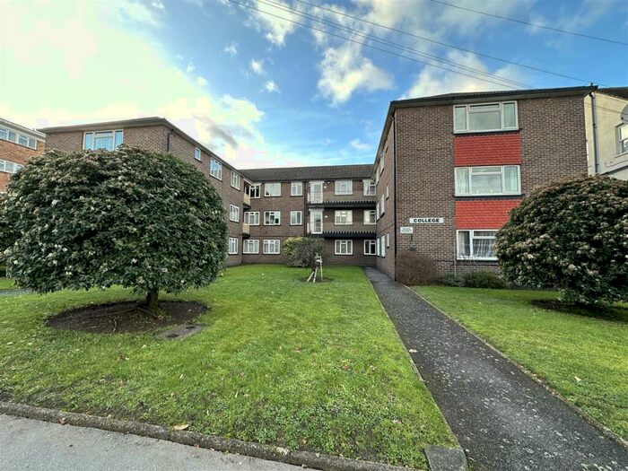 2 Bedroom Flat To Rent In Ashburton Road, Croydon, CR0