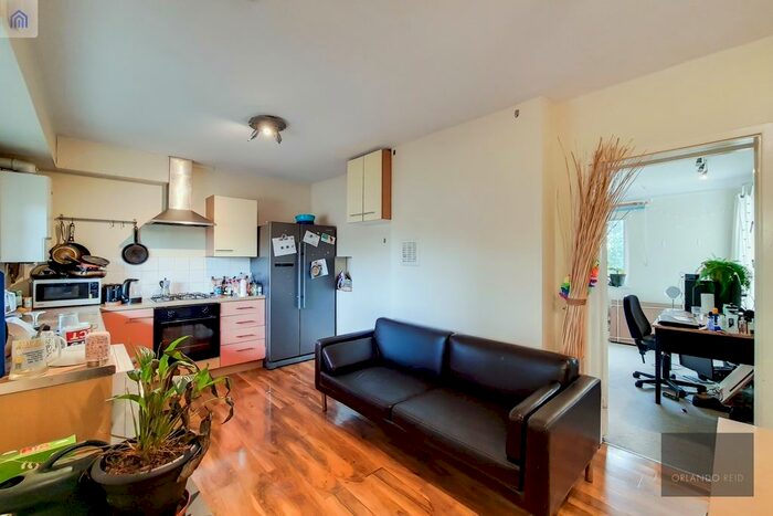 4 Bedroom Flat To Rent In Effra Road, London, SW2