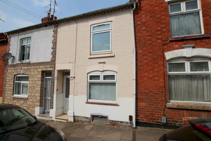 3 Bedroom Terraced House To Rent In Lower Hester Street, Northampton, NN2