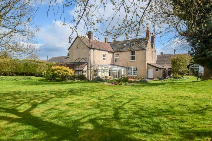 4 Bedroom Detached House For Sale In Corston, Malmesbury, SN16