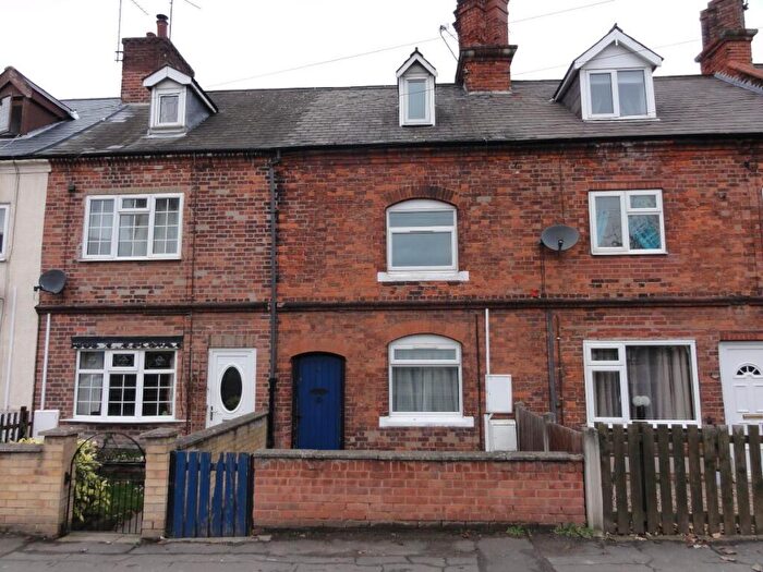 2 Bedroom Terraced House To Rent In Shireoaks Row, S81