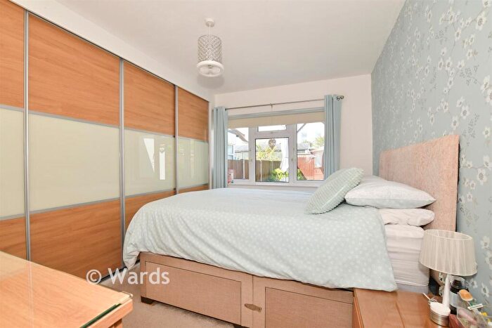 2 Bedroom Semi-Detached Bungalow For Sale In Central Avenue, Herne Bay, Kent, CT6