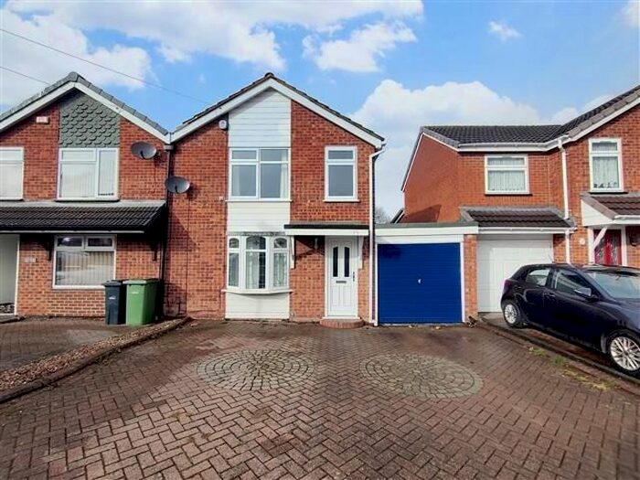 3 Bedroom Property To Rent In Gayfield Avenue, Brierley Hill, DY5