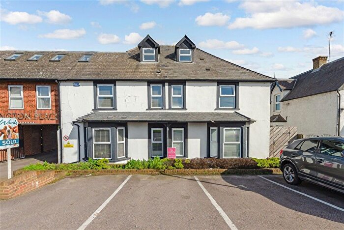 2 Bedroom Flat For Sale In Hawley Road, Dartford, Kent, DA1