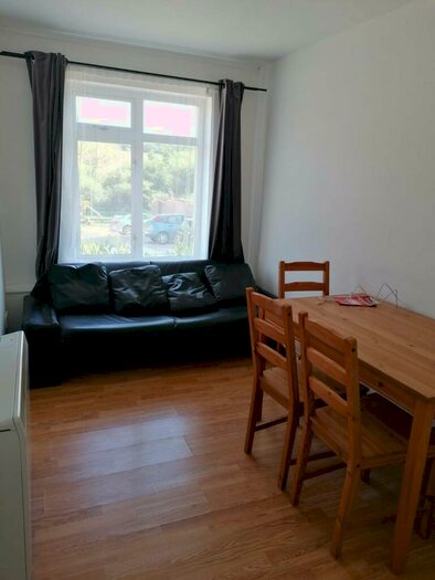 3 Bedroom Flat To Rent In Titania Close, Colchester, Essex, CO4