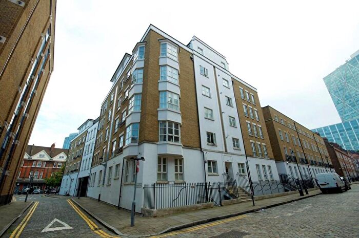 2 Bedroom Apartment To Rent In Folgate Street, Splitalfield, E1