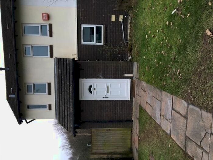 3 Bedroom End Of Terrace House To Rent In Rutland Green, Leegomery, Telford TF1