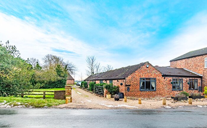 4 Bedroom Barn Conversion For Sale In Wistowgate, Cawood, North Yorkshire, YO8