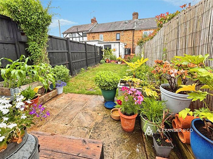 2 Bedroom Terraced House For Sale In Winslow Road, Great Horwood, Buckinghamshire, MK17
