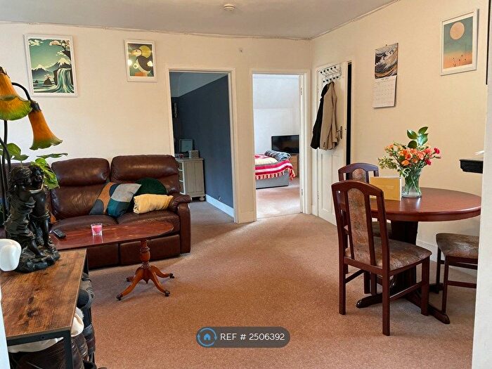 2 Bedroom Flat To Rent In Kingsbury, London, NW9