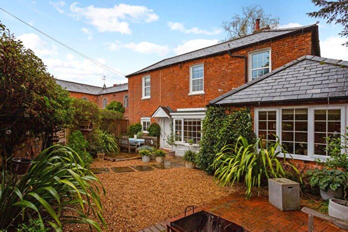 3 Bedroom Semi-Detached House For Sale In The Courtway, Bonemill Lane, Enborne, Newbury, RG20