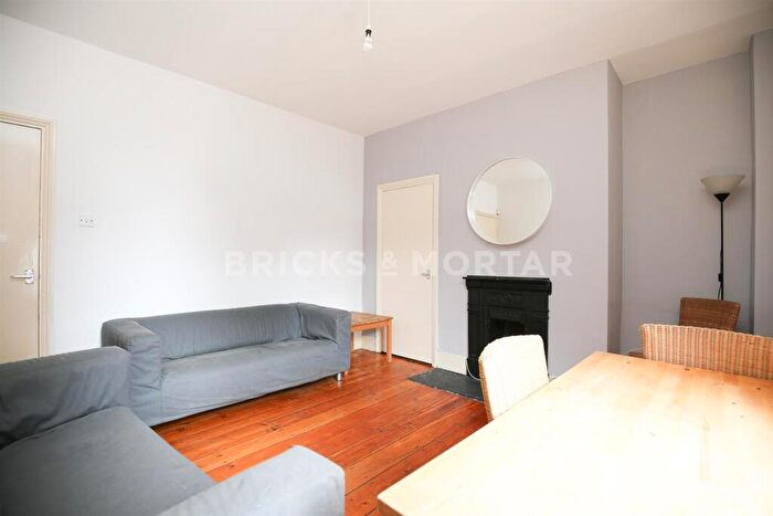 2 Bedroom Flat To Rent In Chippendale Place, Spital Tongues, Newcastle Upon Tyne, NE2