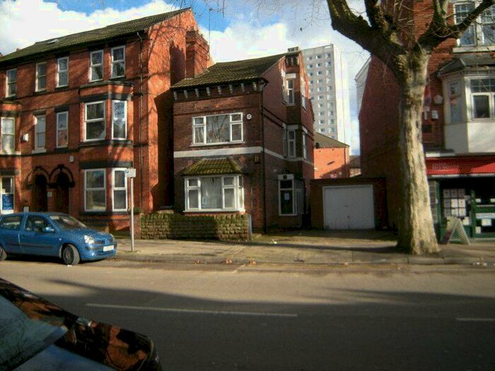 4 Bedroom Detached House To Rent In Lenton Boulevard, Nottingham, NG7