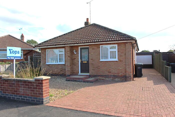 2 Bedroom Detached Bungalow For Sale In Meriton Road, Lutterworth, LE17
