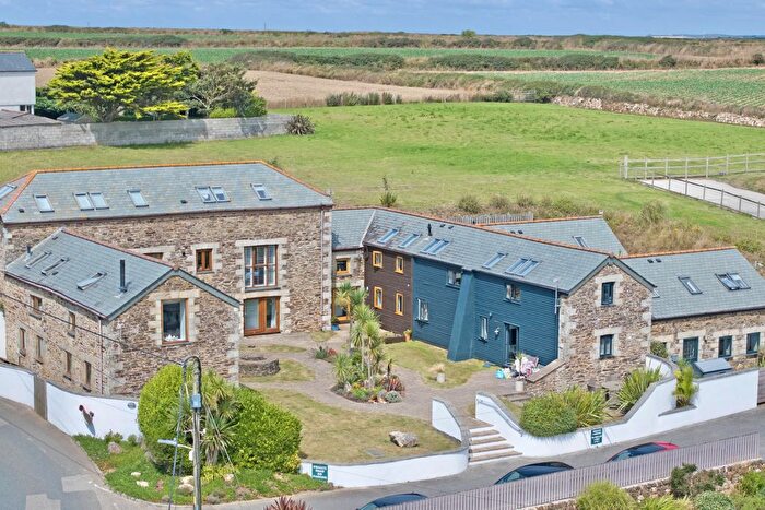 Terraced House For Sale In Trehelles, Mawgan Porth, TR8