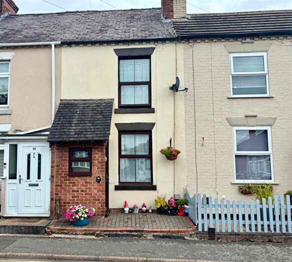 3 Bedroom Terraced House For Sale In Beech Lane, Stretton, Burton-On-Trent, DE13