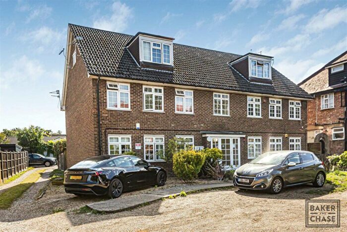 1 Bedroom Apartment To Rent In Lymington Court, Lavender Hill, Enfield, EN2