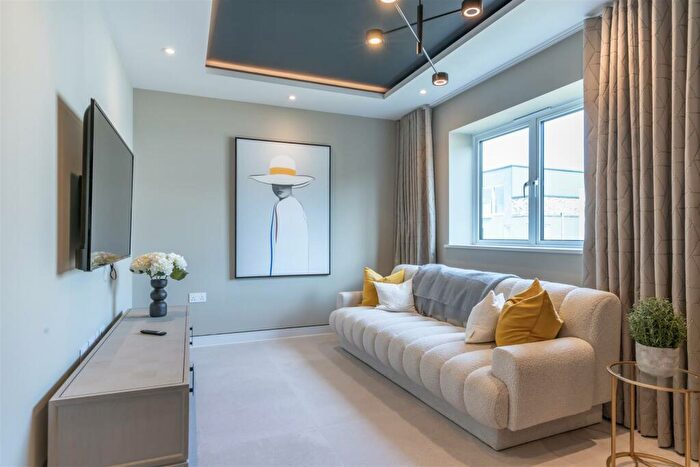 4 Bedroom Detached House For Sale In Open Day Saturday St Feb Am-pm, BH14