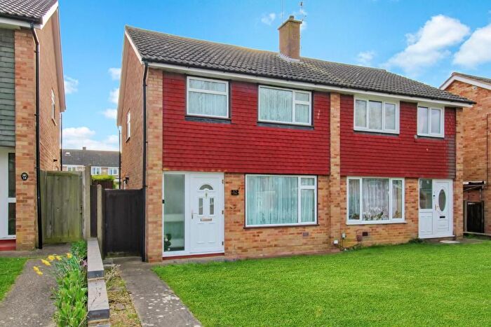 3 Bedroom Semi Detached House For Sale In Clyde Place, Bletchley, Milton Keynes, Buckinghamshire, MK3