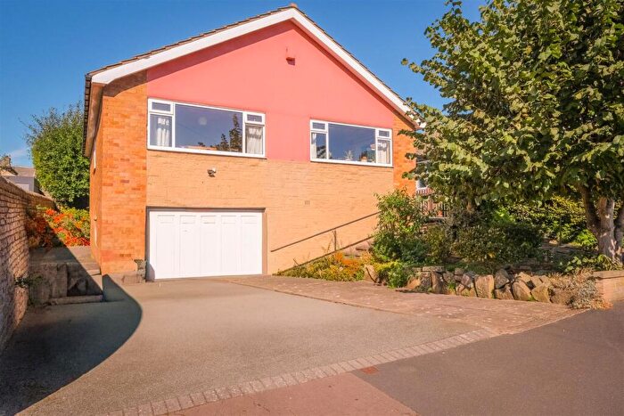 4 Bedroom Detached House For Sale In Cawcliffe Drive, Brighouse, HD6