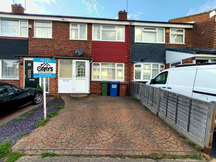 3 Bedroom Terraced House To Rent In Gideons Way, Stanford-Le-Hope SS17