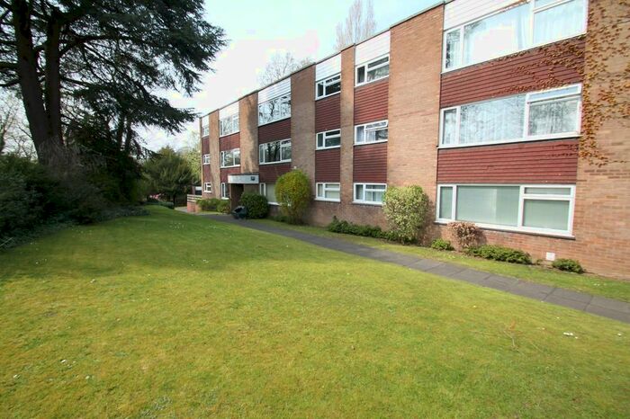 2 Bedroom Flat To Rent In Augustus Road, Edgbaston, Birmingham, B15