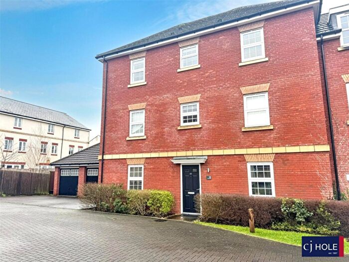 2 Bedroom Apartment For Sale In Mulberry Road, Brockworth, GL3