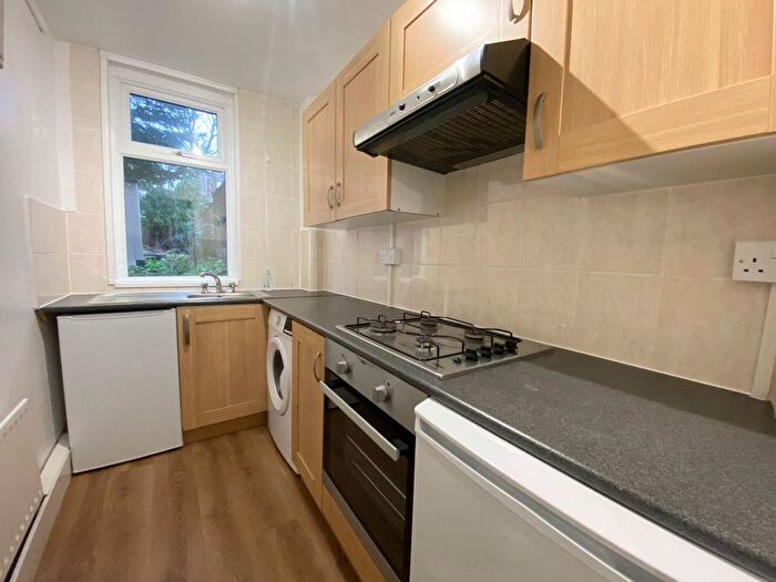1 Bedroom Flat To Rent In Clyde Road, East Croydon, CR0