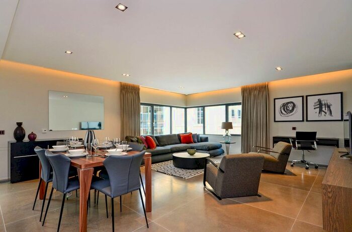 3 Bedroom Flat To Rent In Babmaes Street, St James's, London, SW1Y