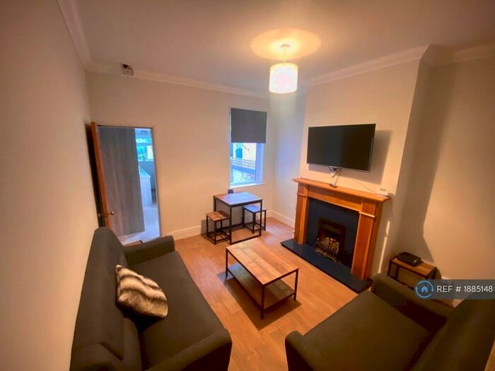 3 Bedroom End Of Terrace House To Rent In Watson Street, Derby, DE1