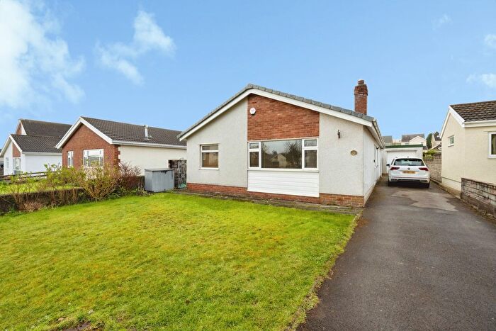 3 Bedroom Bungalow For Sale In Belgrave Close, Gorseinon, Swansea, SA4