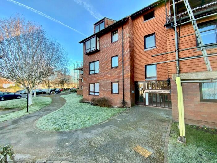 1 Bedroom Flat To Rent In Marina Gardens, Fishponds, Bristol, BS16