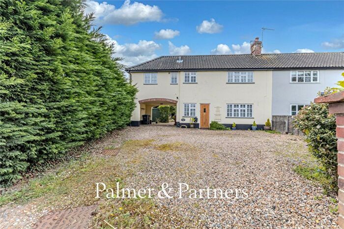 3 Bedroom Semi Detached House For Sale In Queen Street, Stradbroke, Suffolk, IP21