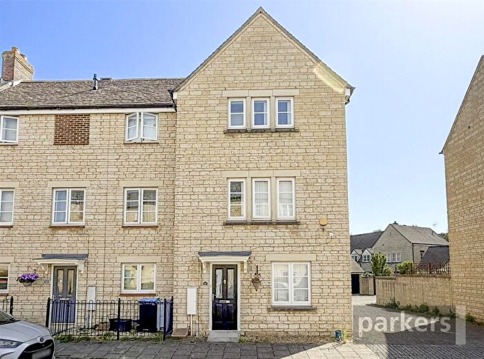 4 Bedroom End Of Terrace House To Rent In Oakmead, Witney, Oxfordshire, OX28