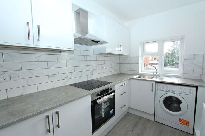 2 Bedroom Flat To Rent In Oxford Road, Reading, RG30