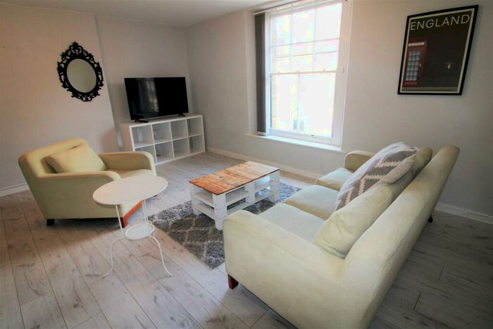 6 Bedroom Private Hall To Rent In Penny Street, Lancaster, LA1