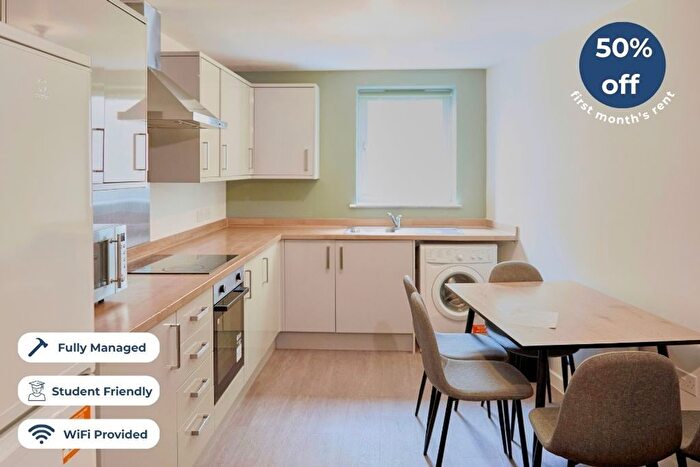 5 Bedroom Flat To Rent In A Whiteladies Road, Bristol, BS8