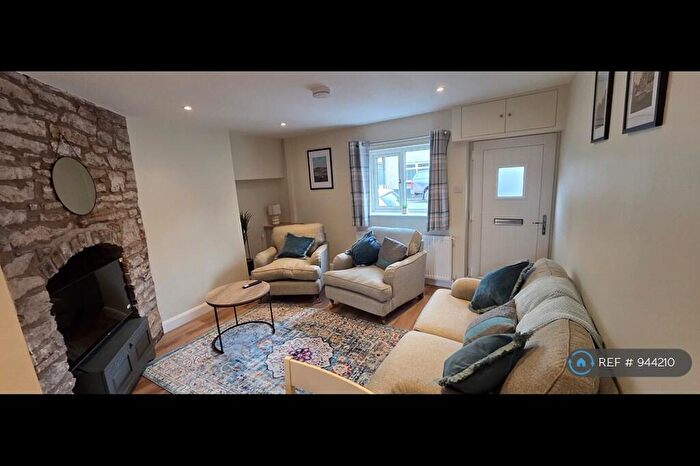2 Bedroom Terraced House To Rent In Mwrog Street, Ruthin, LL15