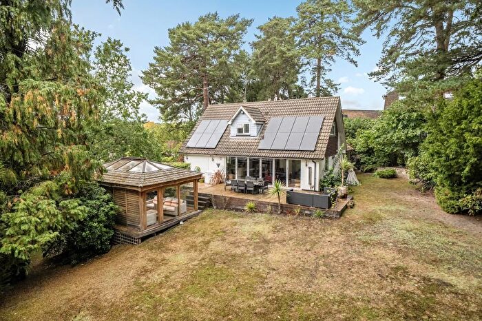 4 Bedroom Detached House For Sale In Camberley, Surrey, GU15