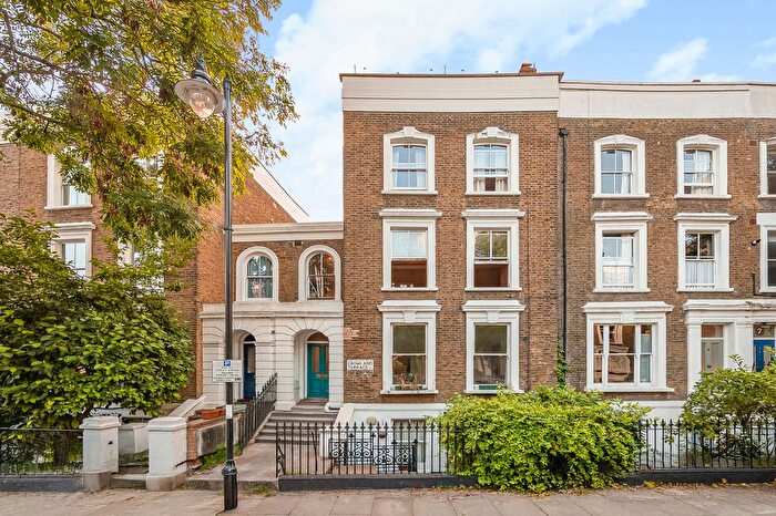 1 Bedroom Flat For Sale In Crowland Terrace, London, N1