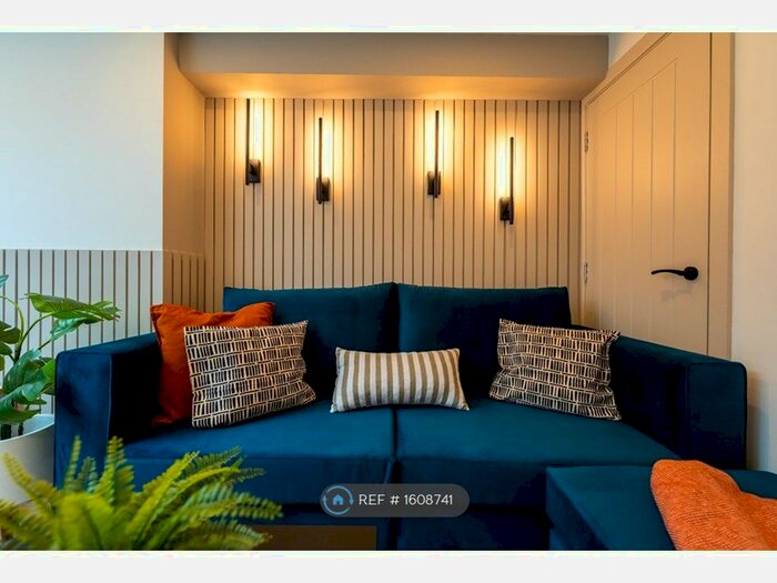 5 Bedroom Terraced House To Rent In Carmelite Road, Coventry, CV1