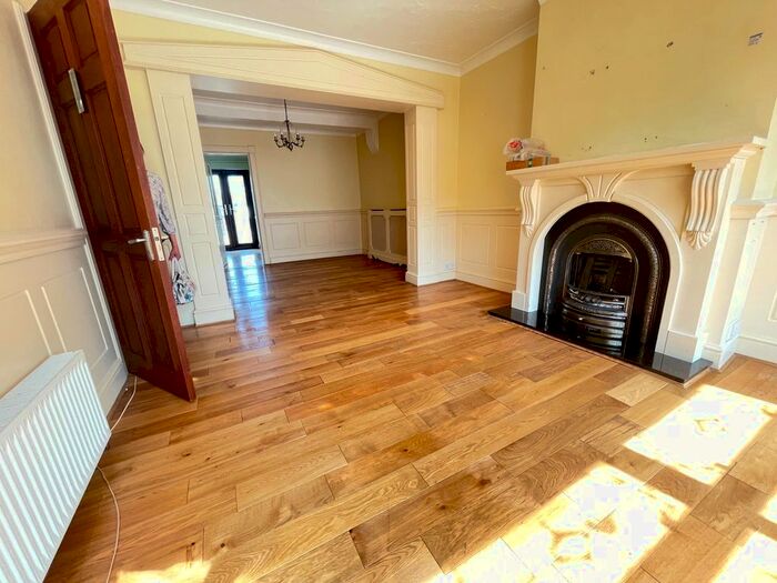 3 Bedroom Terraced House To Rent In Grosvenor Road, Dagenham, RM8